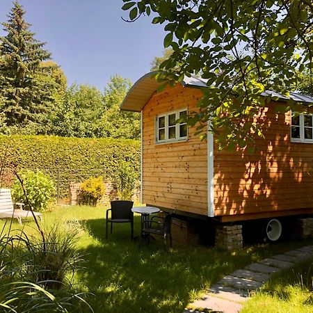 Zirkuswagen Mit Outdoor Whirlpool Und Garten Petershagen-Eggersdorf Exterior photo